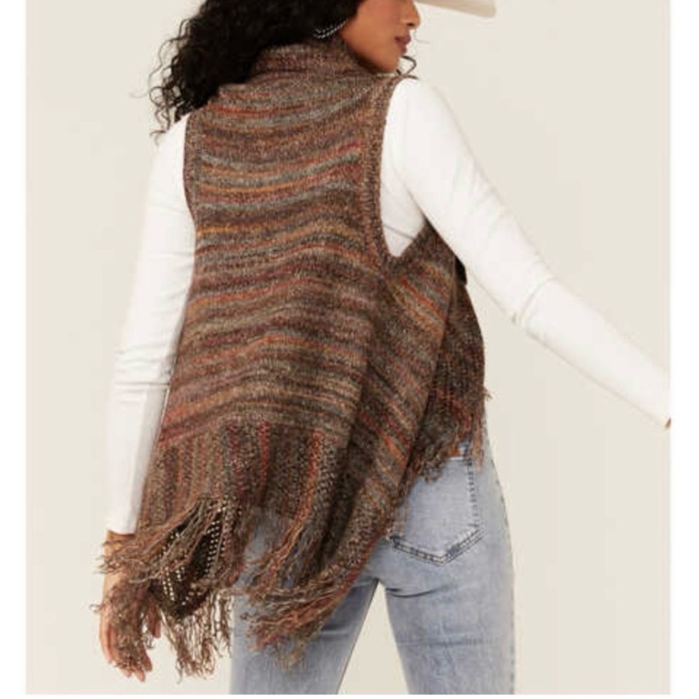 Shyanne Brown Fringe Knit Vest - Picture 2 of 8